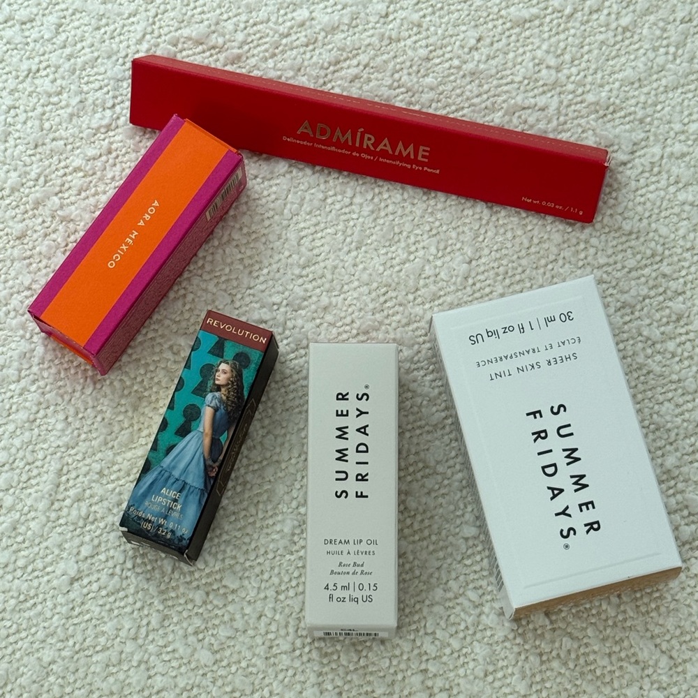 Summer Fridays White and Red Lip Balm Gloss